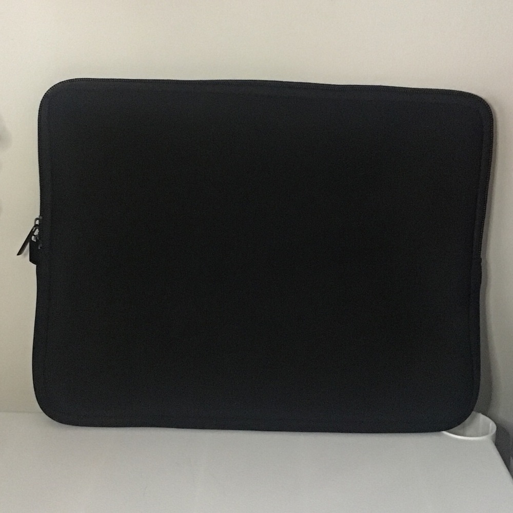 NWOT ipad, paperwork, envelope bag